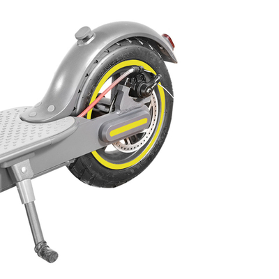 Yetişkinler için Taşınabilir Akıllı Elektrikli Scooter 65km LCD Hız Pil Işık Kontrolü